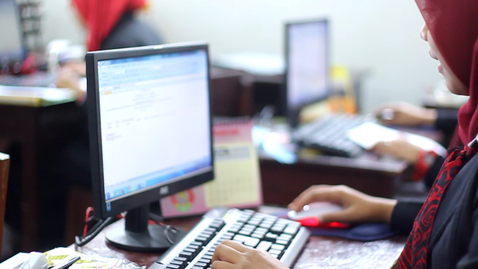Mengisi Data